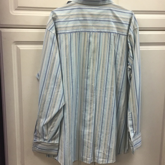 🎈SALE🎈👔#14.STRIPES DRESS SHIRT👔 - Picture 3 of 8
